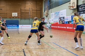 Bild 101 - wCJ SV Henstedt Ulzburg - HSG Herzhorn/Kollmar/Neuendorf : Ergebnis: 35:29